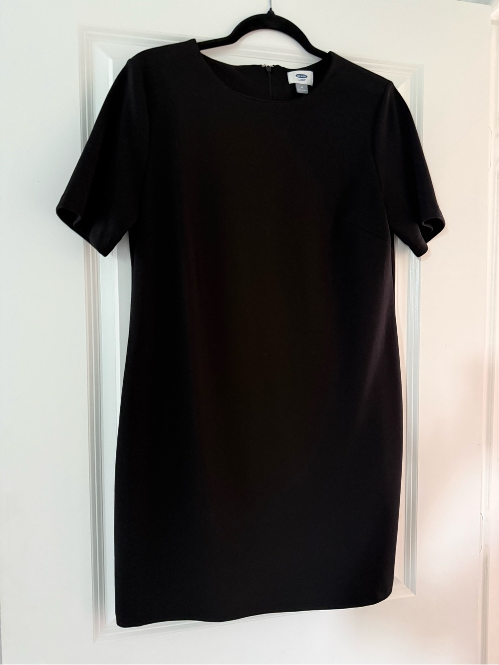 Black Short-Sleeve Shift Dress